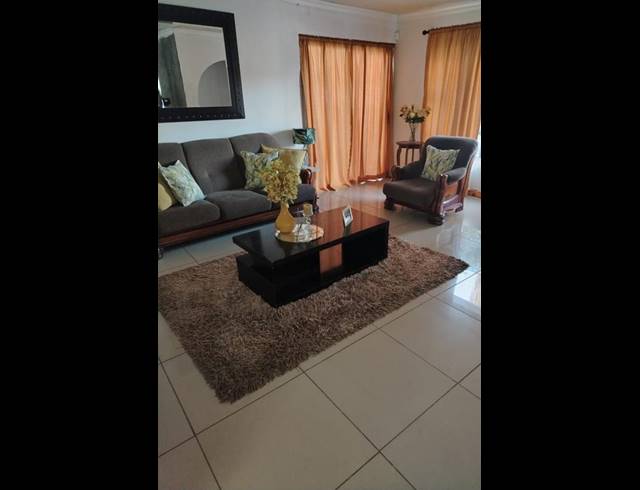 4 BEDROOM HOUSE FOR SALE IN FOREST GLADE